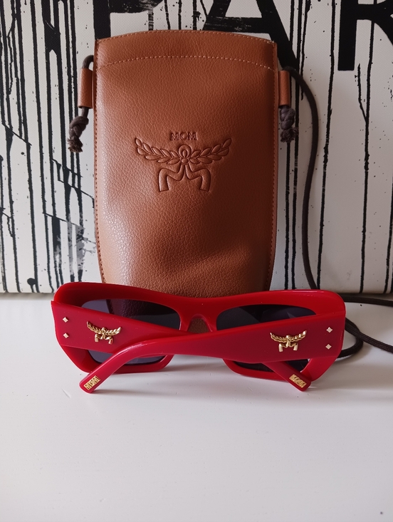 MCM Red Butterfly MW003 66A 55- 18- 135 Sunglasses With MCM case main image 7